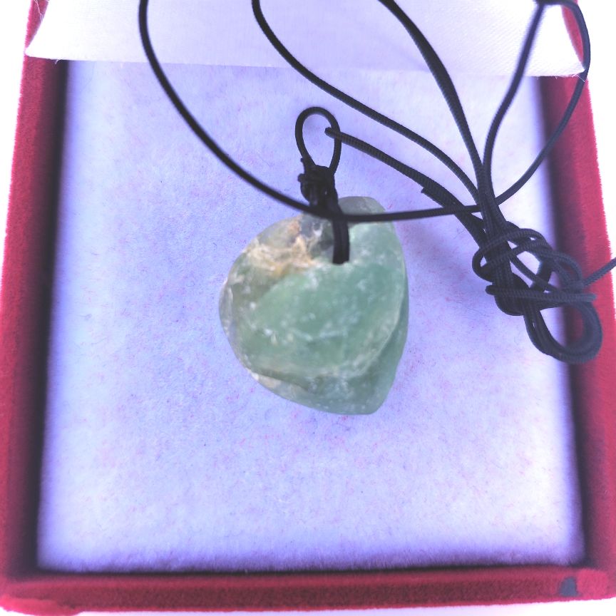 Natural Crystals raw Quartz Rough Stones pendants5 - Image 3